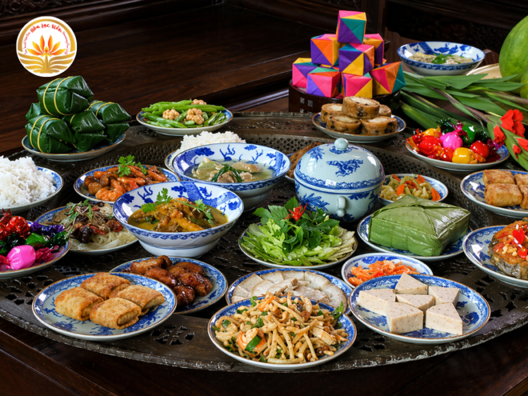 Giỗ đầu là ngày mất chính thức đầu tiên của người quá cố sau đúng một năm kể từ ngày tạ thế theo lịch âm