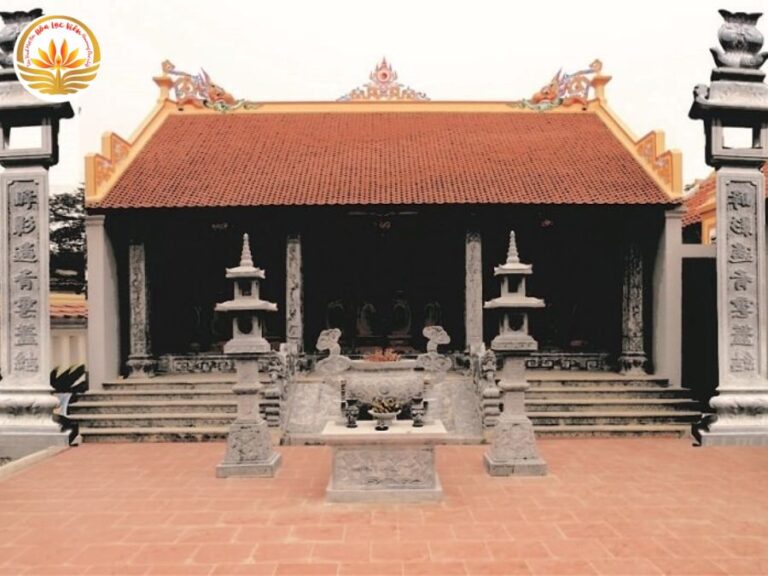 Từ đường là nơi thờ cúng tổ tiên của một dòng họ