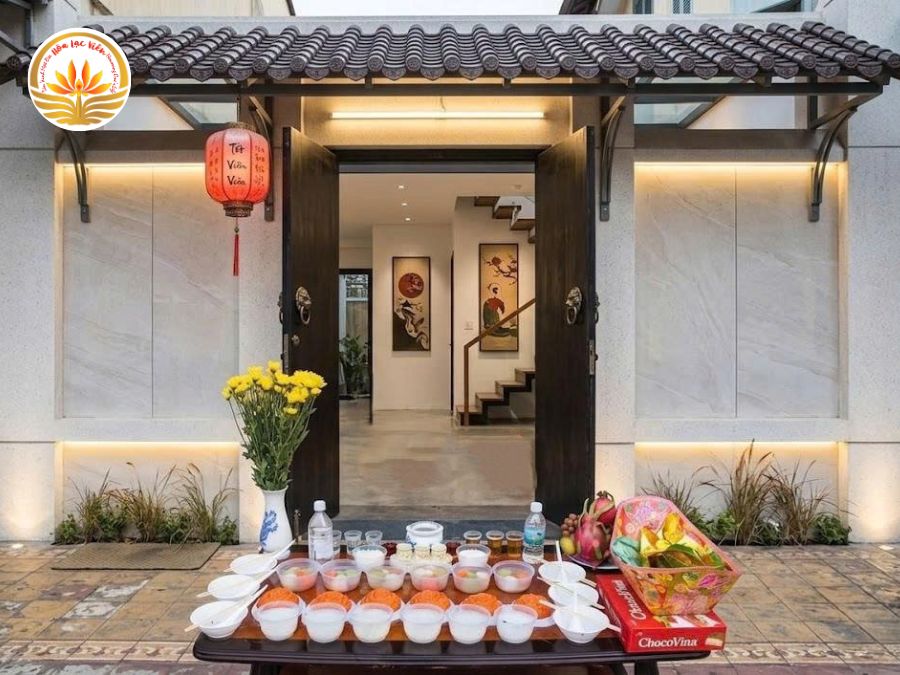 Khi khấn gia đình cần sự thành tâm, yên tĩnh và trang nghiêm.